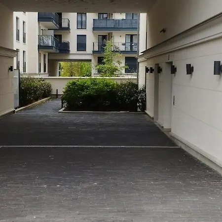 Melody Clamart, 25 Min De Paris, Tramway 6, Parking Apartment