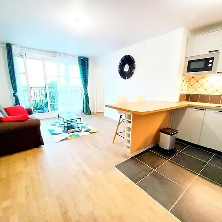 Apartment Melody Clamart, 25 Min De Paris, Tramway 6, Parking