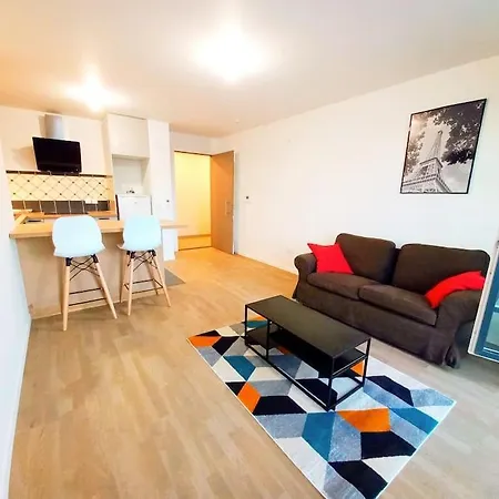 Melody Clamart, 25 Min De Paris, Tramway 6, Parking * Clamart