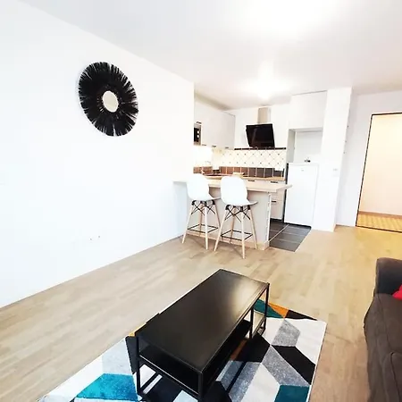 Melody Clamart, 25 Min De Paris, Tramway 6, Parking Apartment Clamart