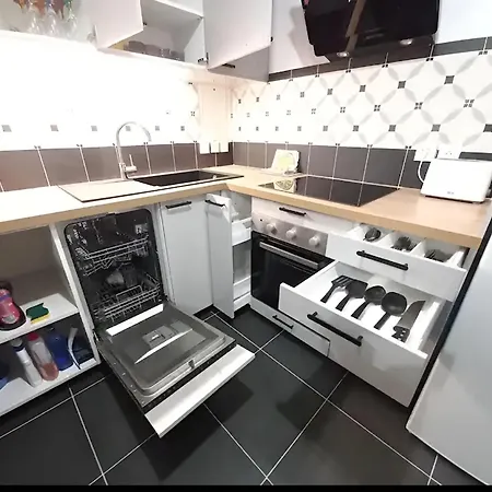 Melody Clamart, 25 Min De Paris, Tramway 6, Parking * Clamart